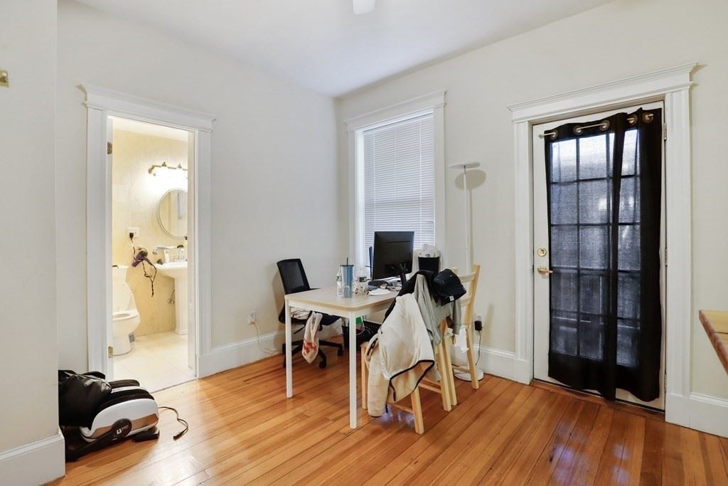 21 Royal St, Allston