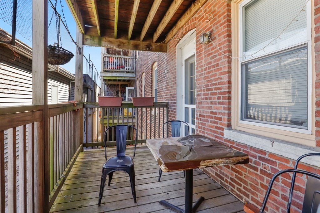 21 Royal St, Allston