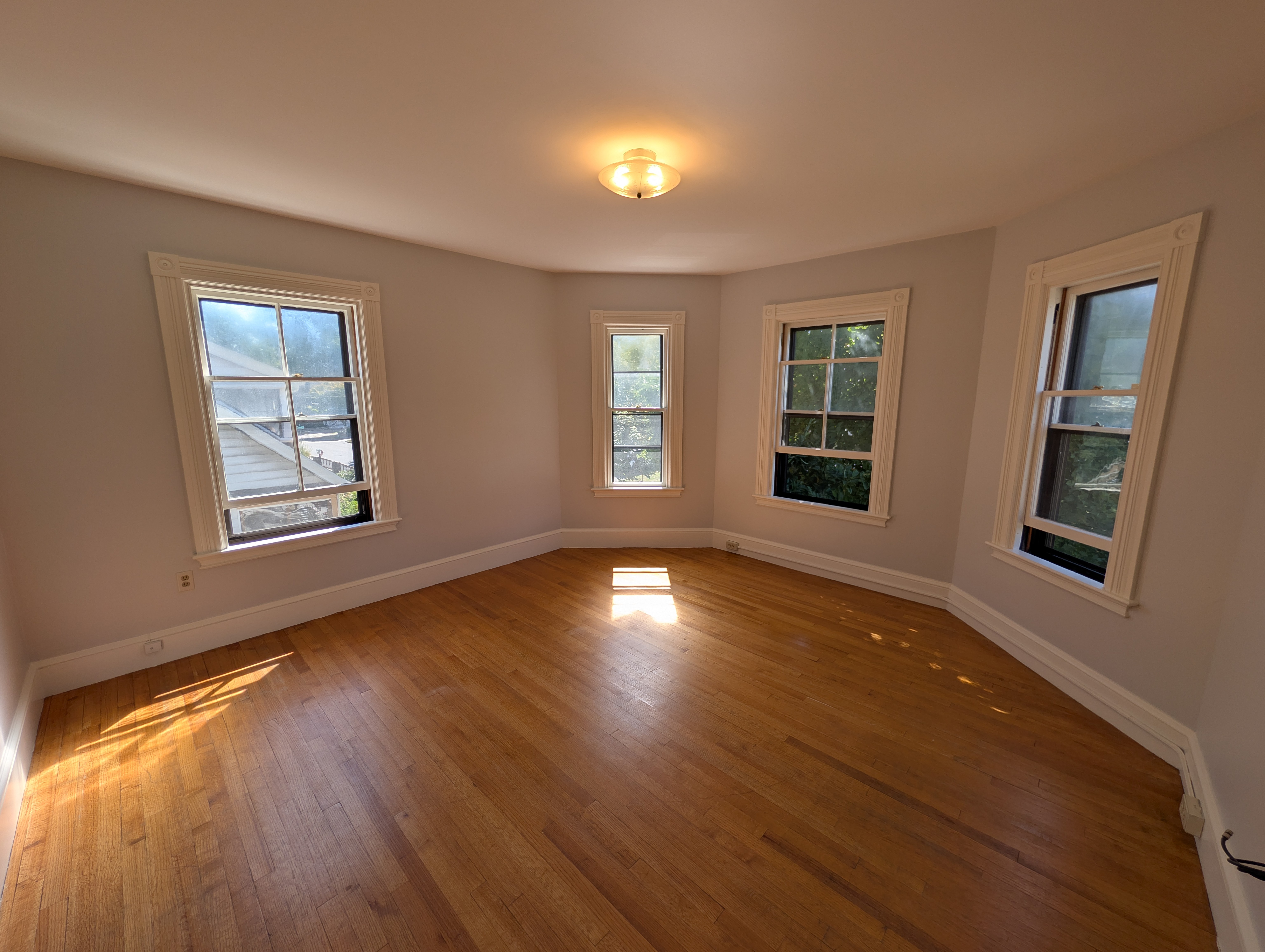 Photos of apartment on Maple St.,Watertown MA 02472