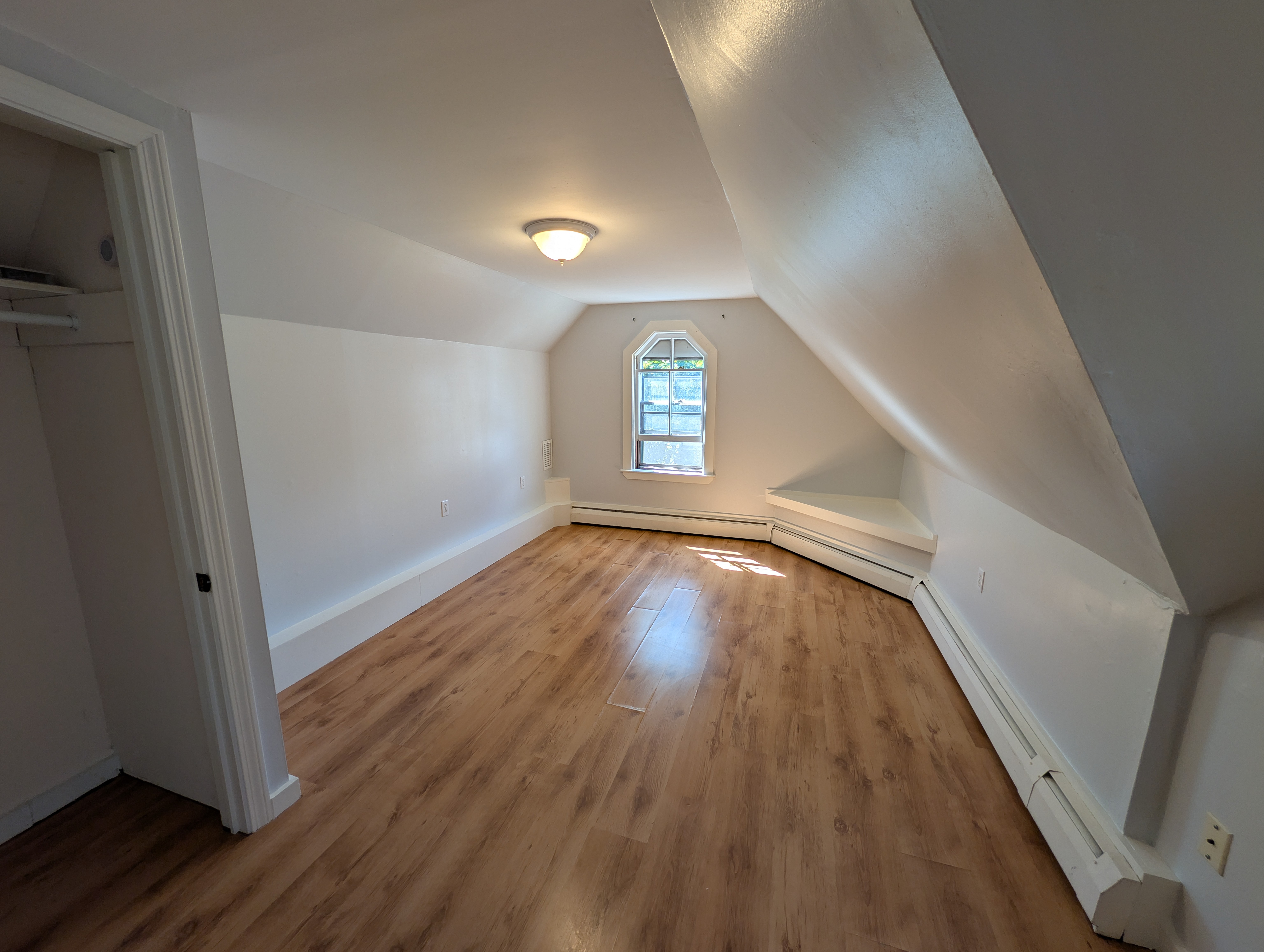 Photos of apartment on Maple St.,Watertown MA 02472