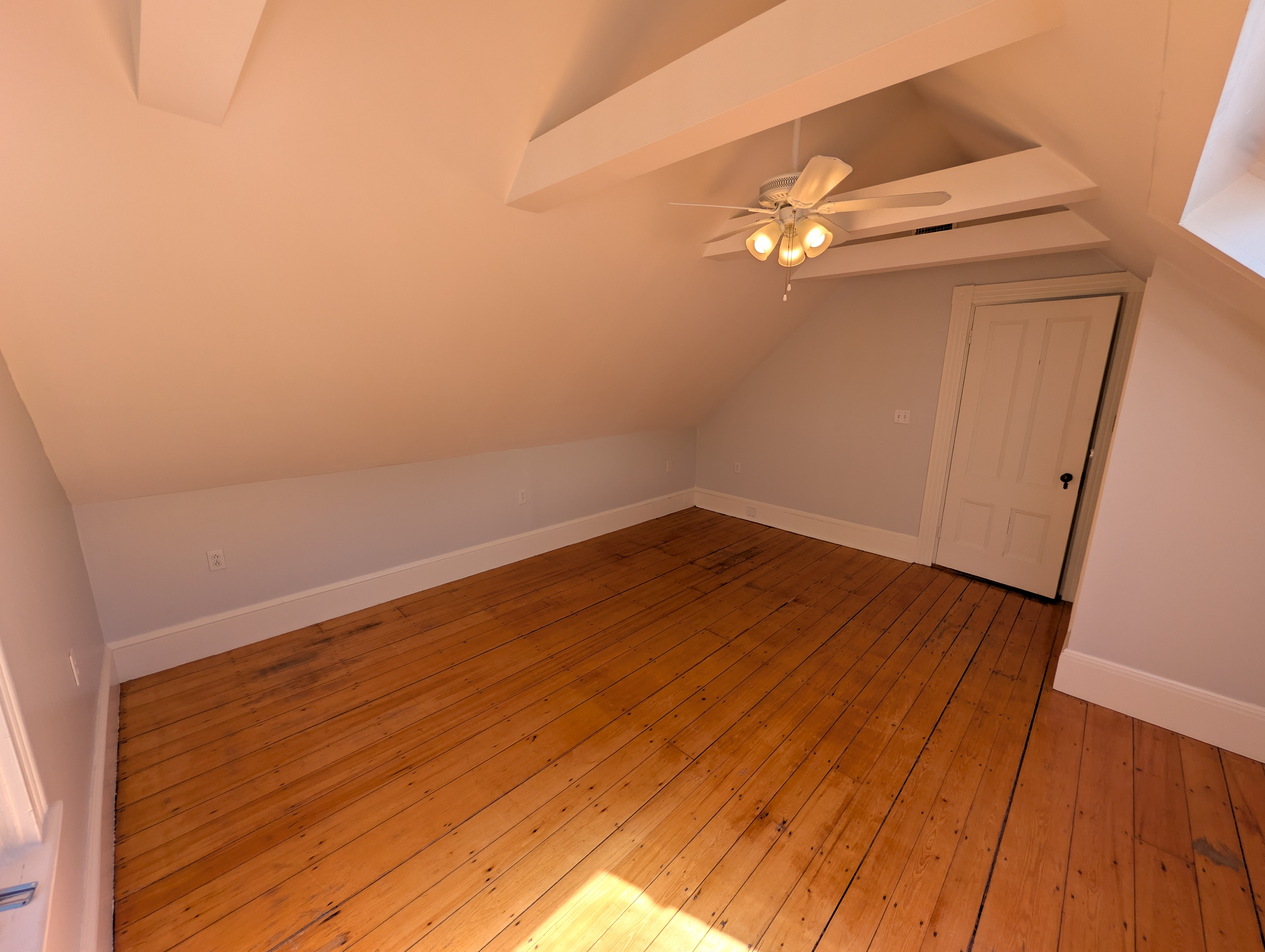 Photos of apartment on Maple St.,Watertown MA 02472