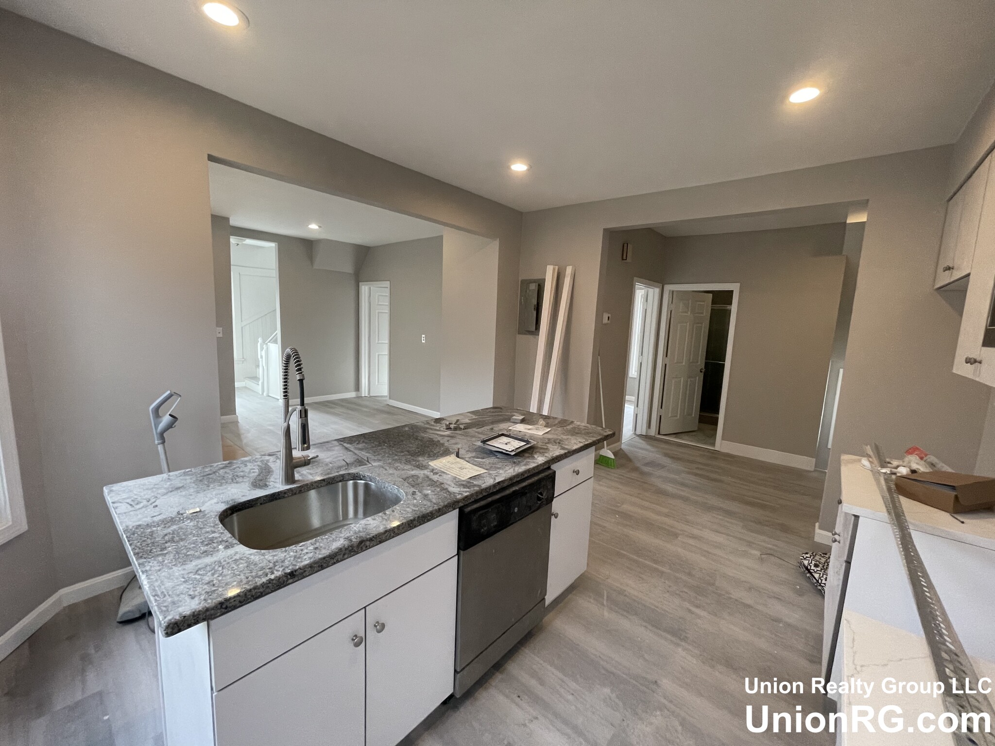 5 bed, 2.5 bath apartment for rent at 44 Long Ave Unit 3, Allston — photo 1 of 31