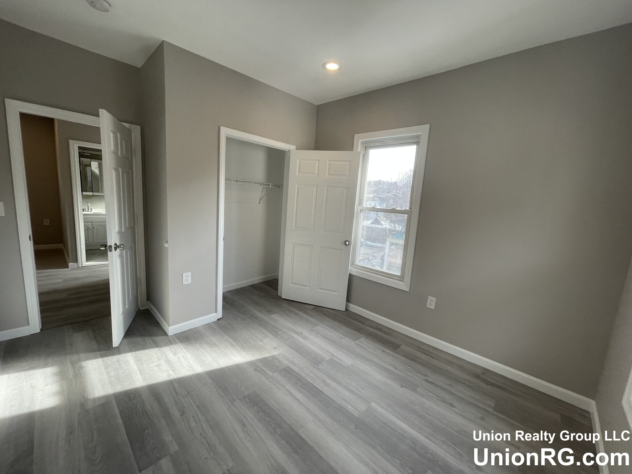 5 bed, 2.5 bath apartment for rent at 44 Long Ave Unit 3, Allston — photo 7 of 31