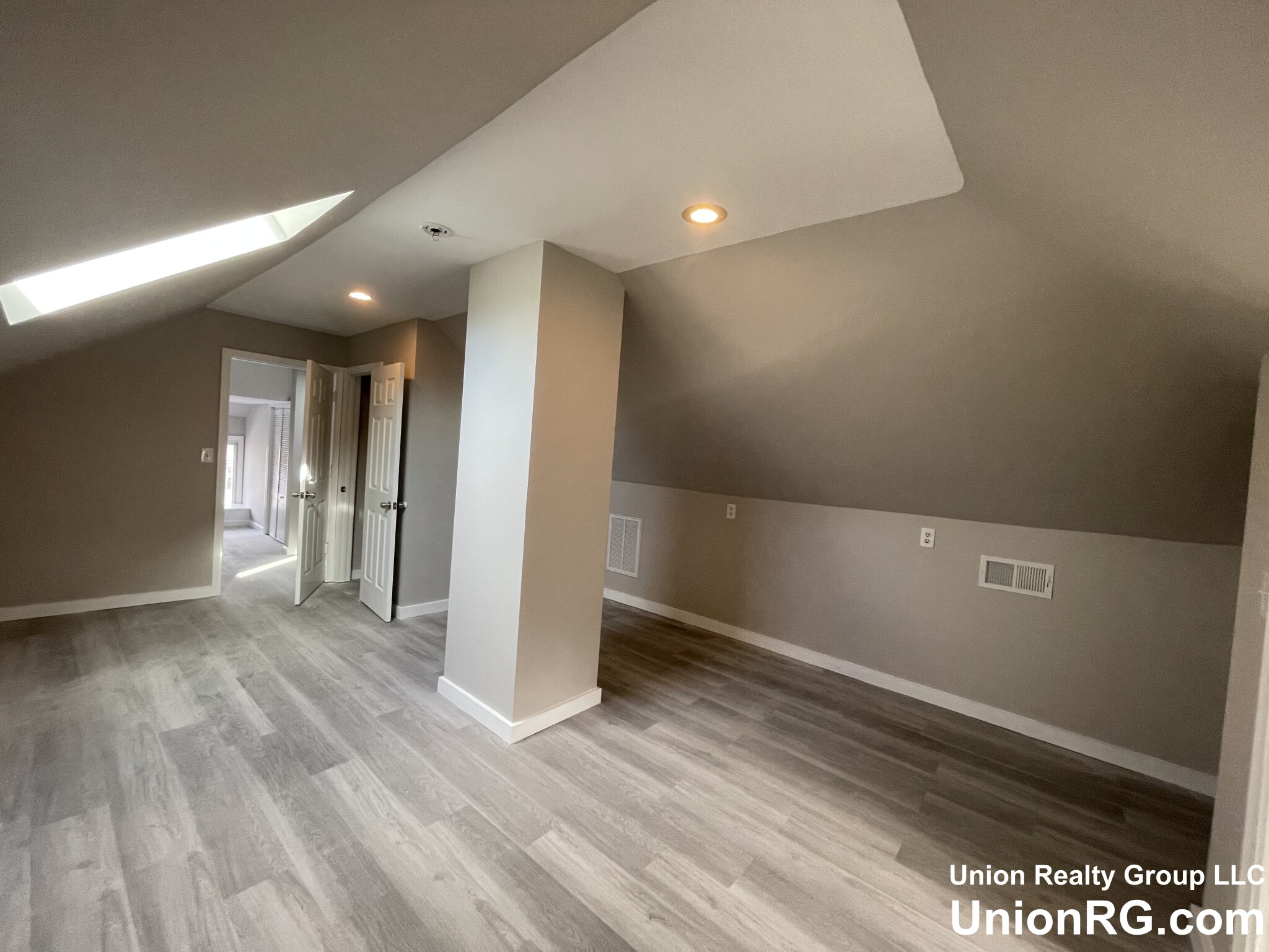 5 bed, 2.5 bath apartment for rent at 44 Long Ave Unit 3, Allston — photo 22 of 31