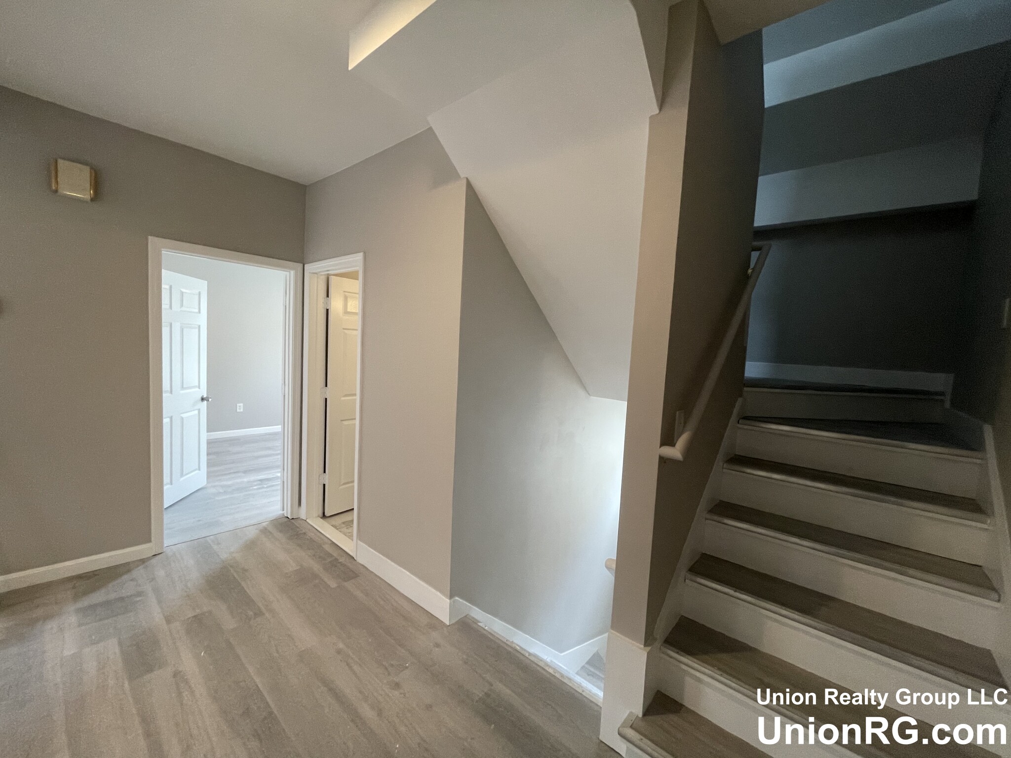 5 bed, 2.5 bath apartment for rent at 44 Long Ave Unit 3, Allston — photo 25 of 31