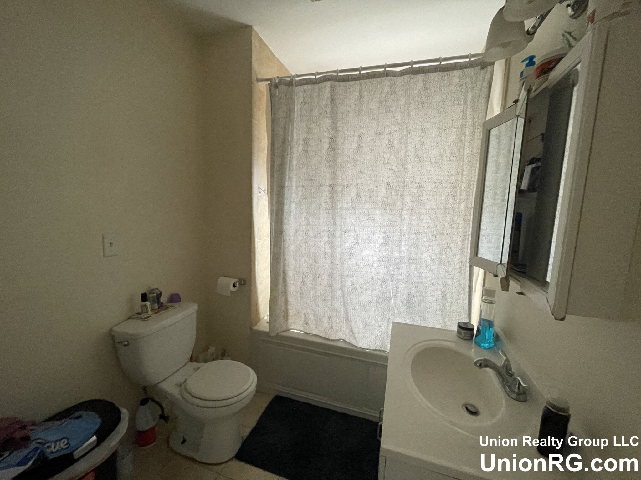 4 bed, 2 bath apartment for rent at 18 Brackett St, Brighton — photo 28 of 32