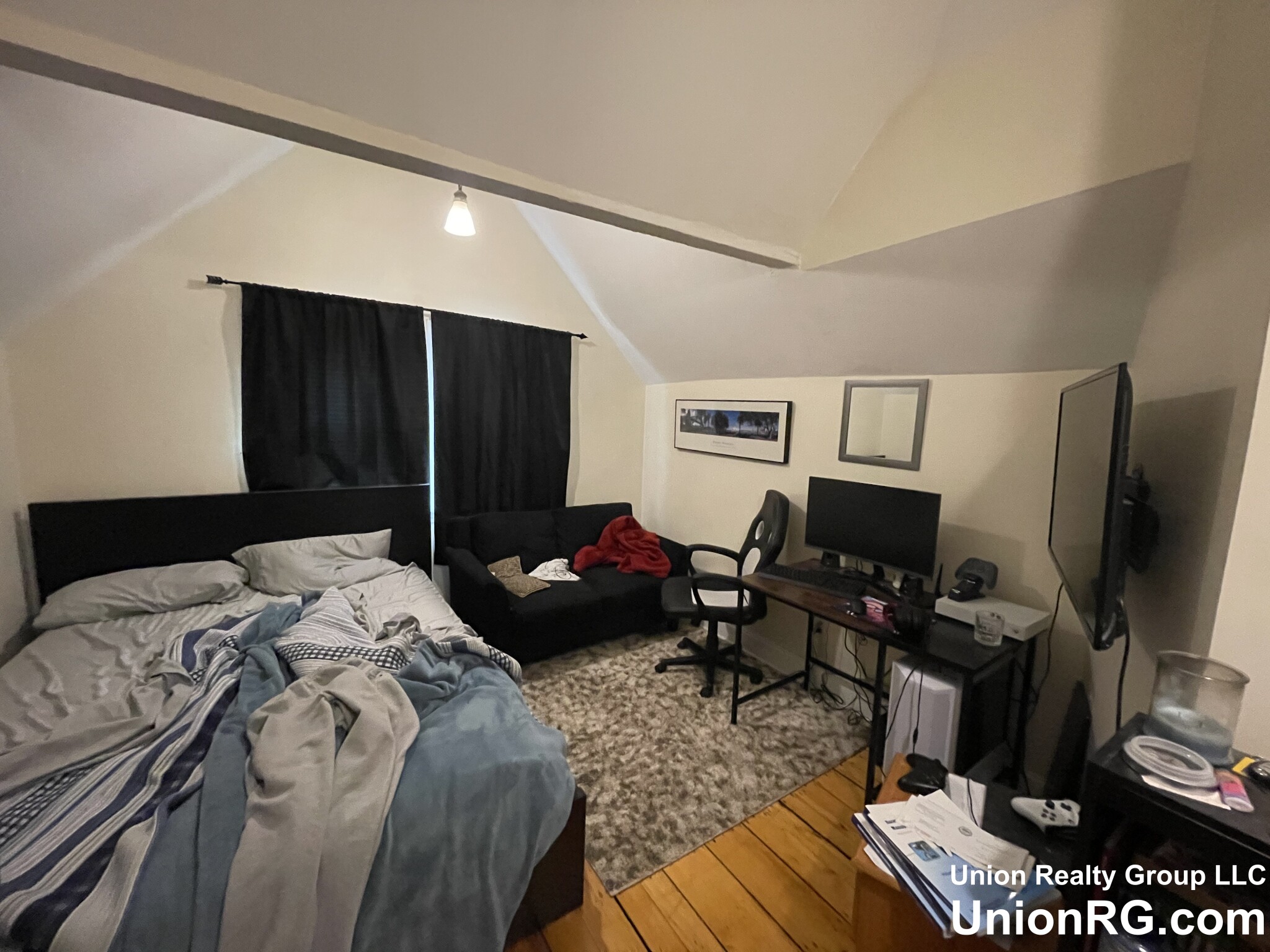 4 bed, 2 bath apartment for rent at 18 Brackett St, Brighton — photo 25 of 32