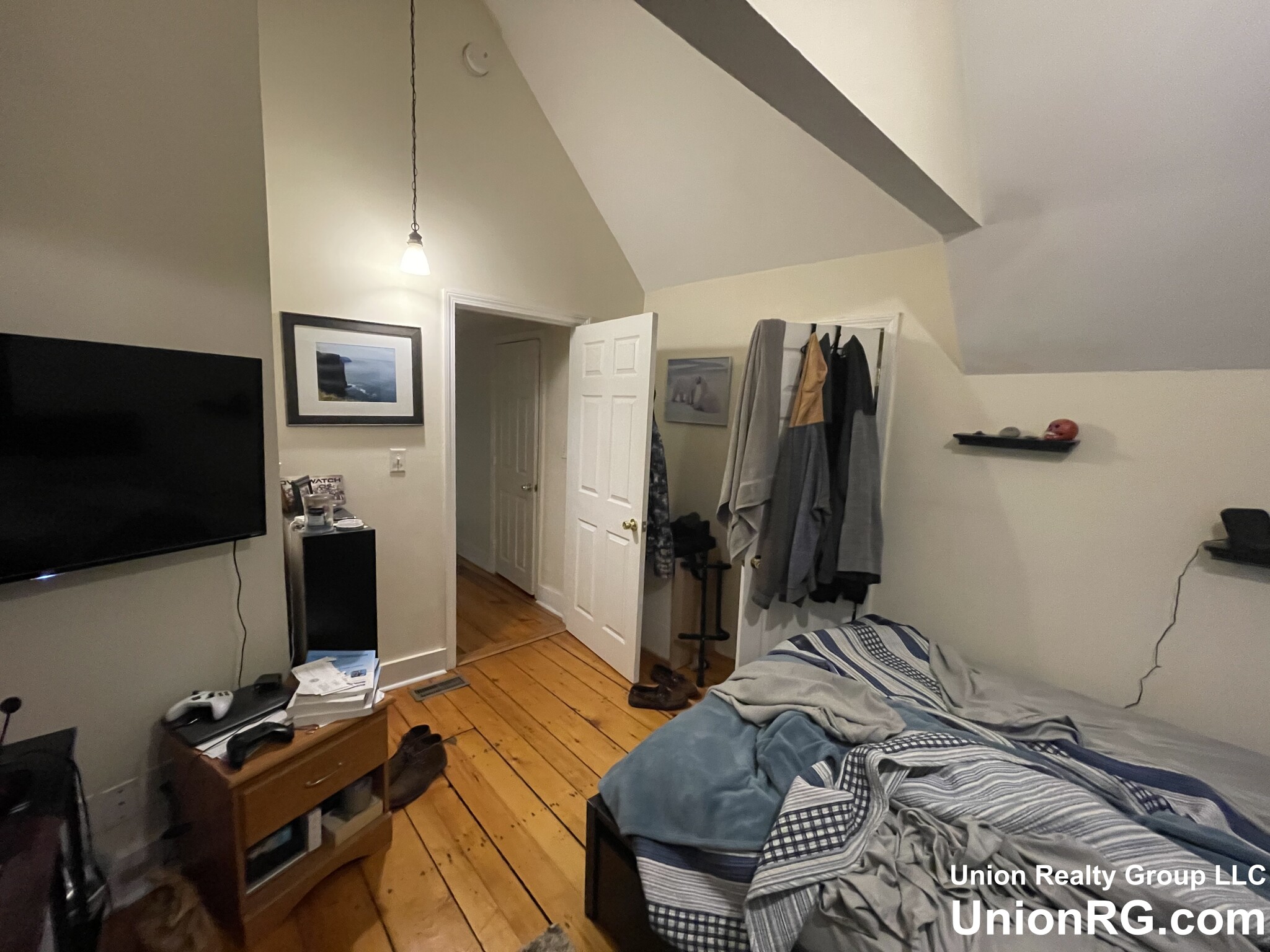 4 bed, 2 bath apartment for rent at 18 Brackett St, Brighton — photo 27 of 32