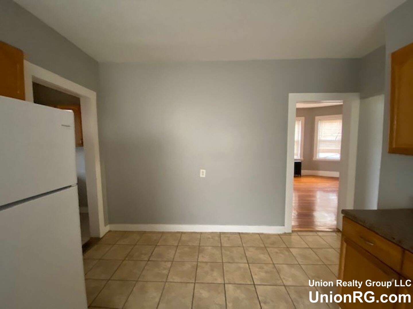 3 bed, 1 bath apartment for rent at 62 Burt St Unit 3, Dorchester — photo 4 of 6
