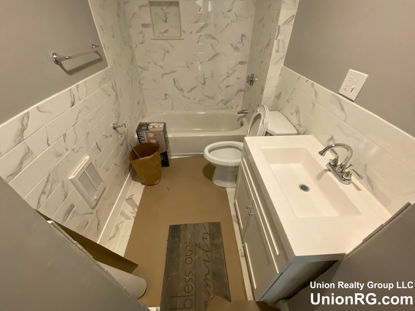 3 bed, 1 bath apartment for rent at 38 Mascot St Unit 1, Dorchester — photo 4 of 12