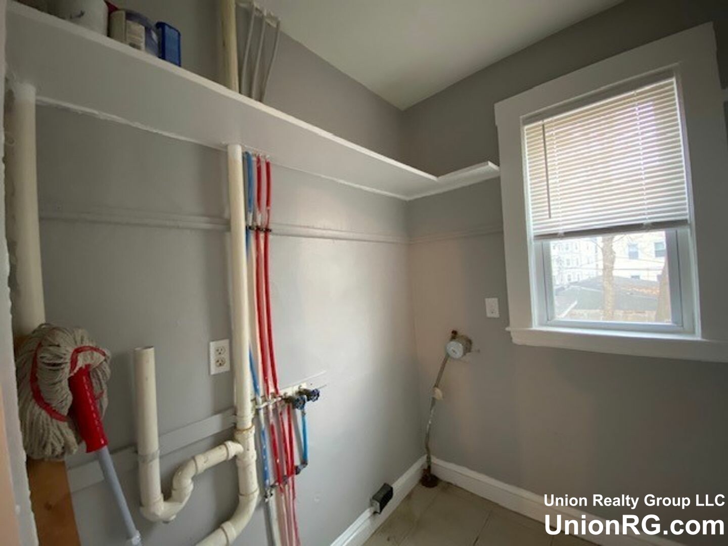 3 bed, 1 bath apartment for rent at 4 Hosmer St Unit 1, Mattapan — photo 9 of 10