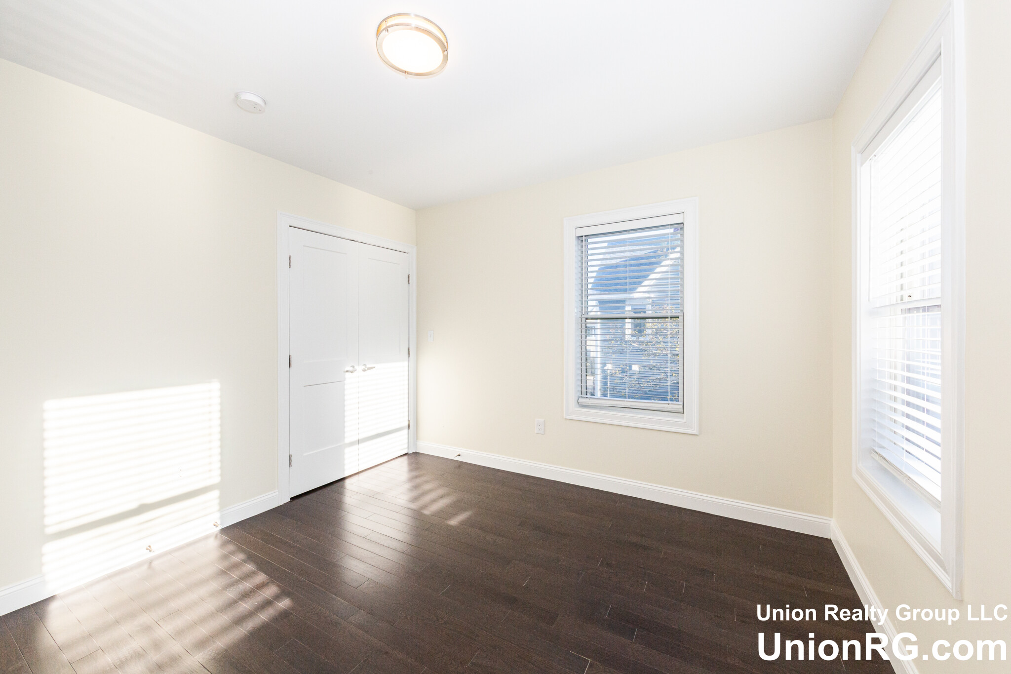 6 bed, 4+ bath apartment for rent at 5 Malvern Ter Unit N, Tufts University — photo 9 of 26