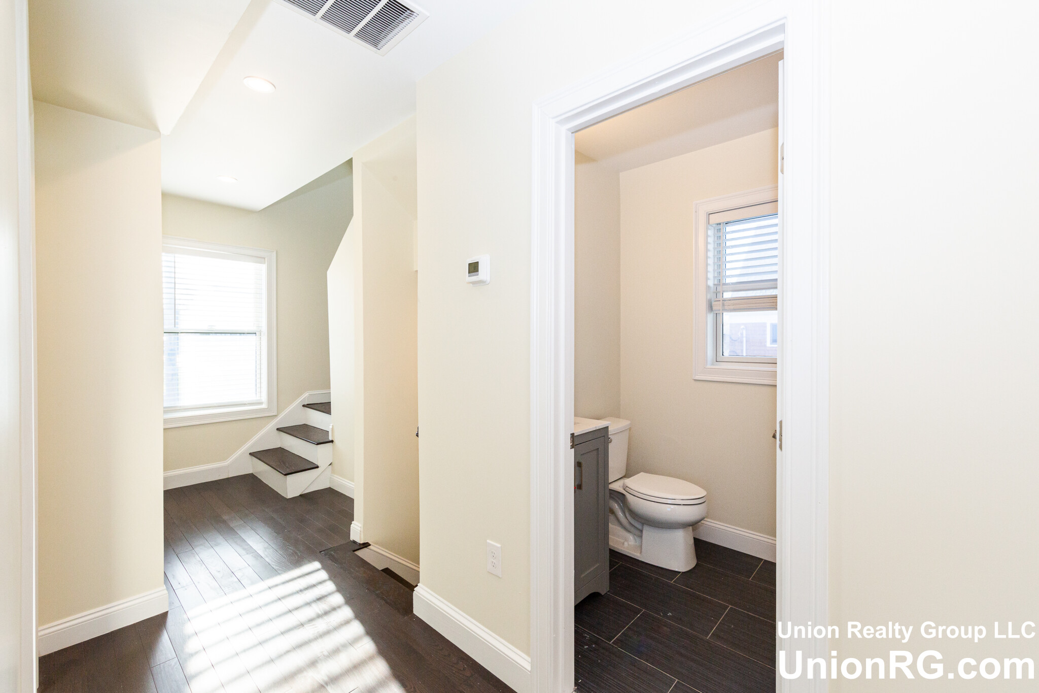 6 bed, 4+ bath apartment for rent at 5 Malvern Ter Unit N, Tufts University — photo 16 of 26