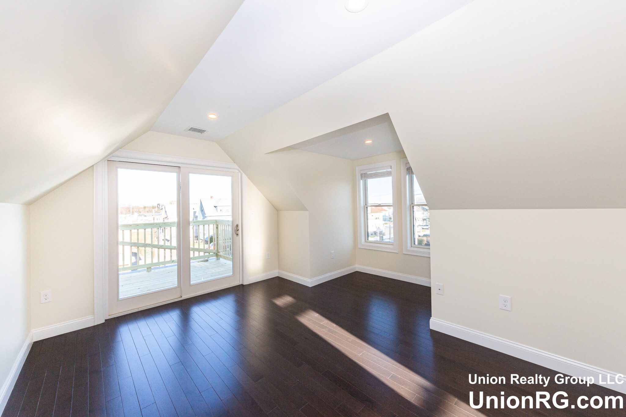6 bed, 4+ bath apartment for rent at 5 Malvern Ter Unit N, Tufts University — photo 18 of 26