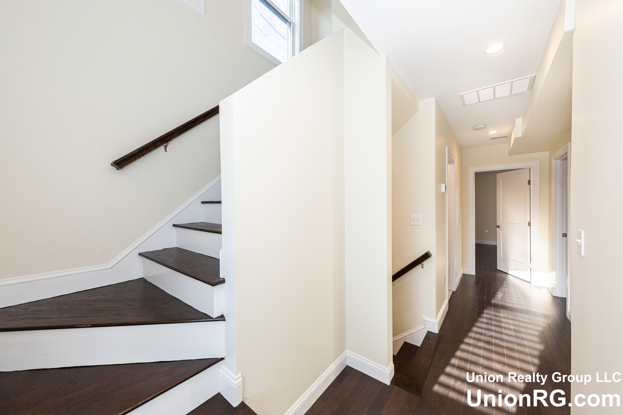 6 bed, 4+ bath apartment for rent at 5 Malvern Ter Unit N, Tufts University — photo 17 of 26