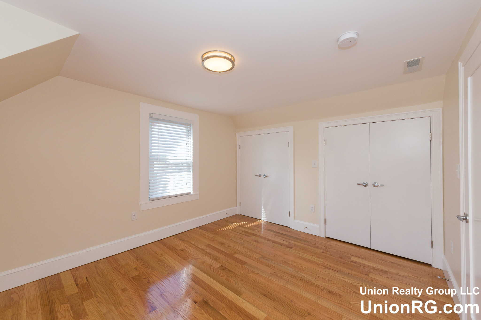 4 bed, 3 bath apartment for rent at 11 Rock Valley Ave Unit 1, Everett — photo 12 of 25
