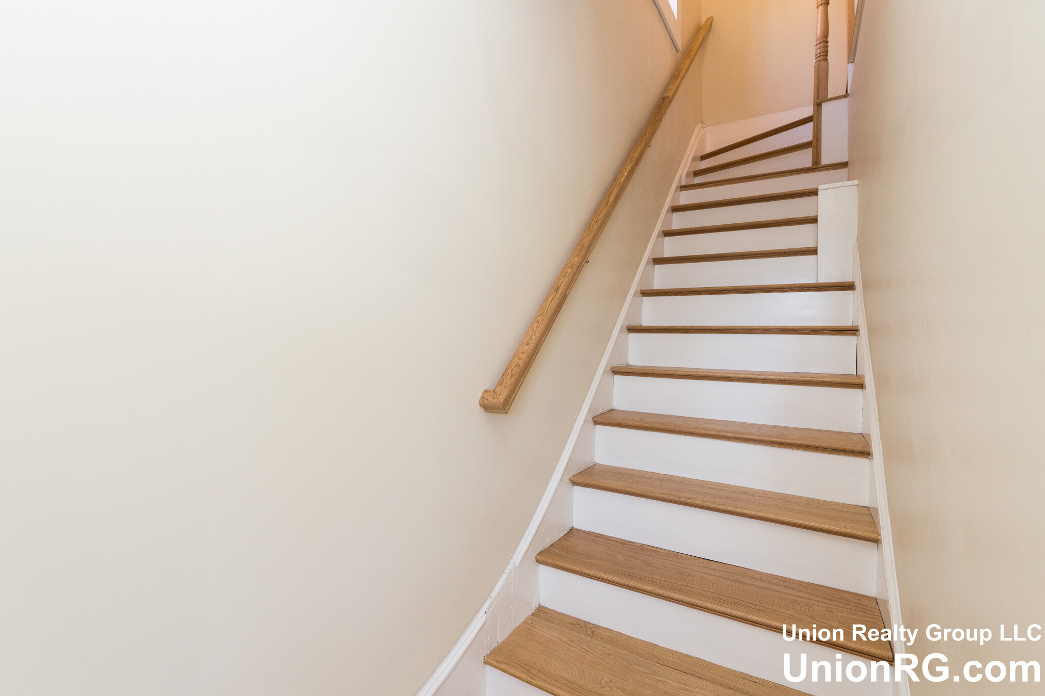 4 bed, 3 bath apartment for rent at 11 Rock Valley Ave Unit 1, Everett — photo 21 of 25