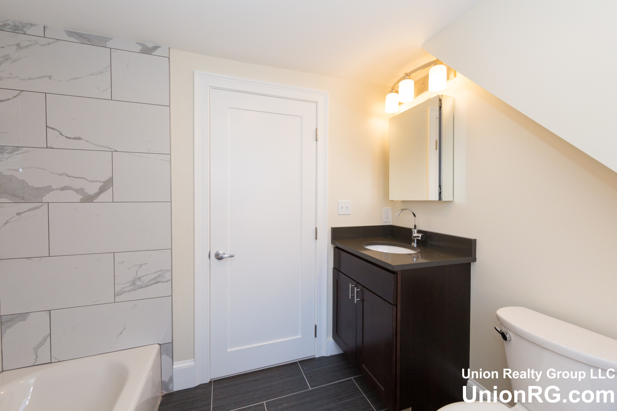 4 bed, 3 bath apartment for rent at 11 Rock Valley Ave Unit 1, Everett — photo 17 of 25