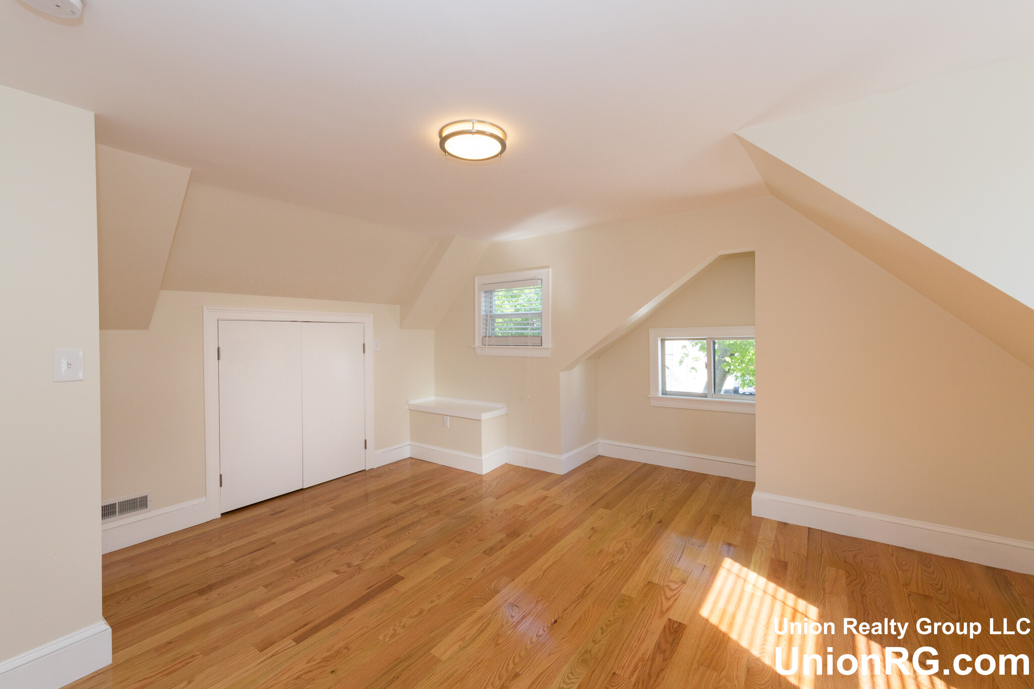 4 bed, 3 bath apartment for rent at 11 Rock Valley Ave Unit 1, Everett — photo 16 of 25