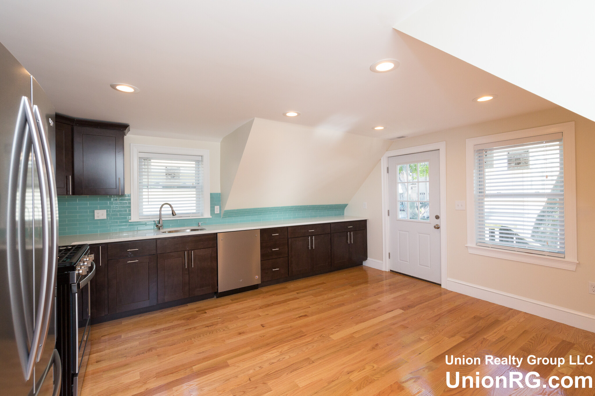 4 bed, 3 bath apartment for rent at 11 Rock Valley Ave Unit 1, Everett — photo 23 of 25