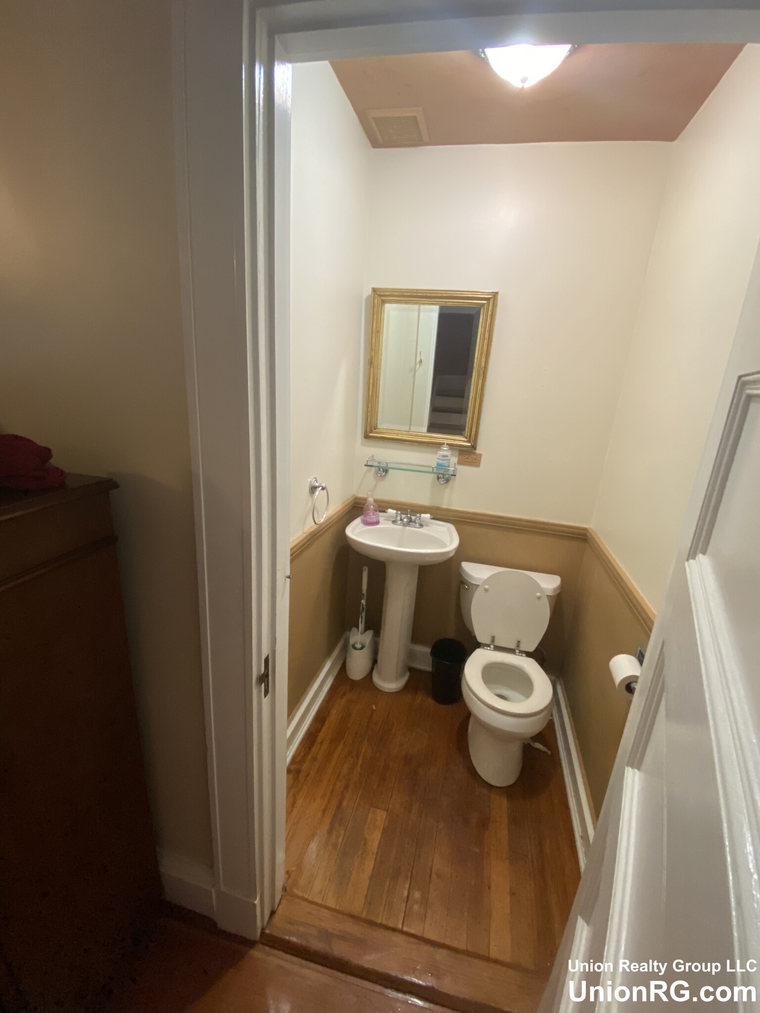 4 bed, 1.5 bath apartment for rent at 24 Central St Unit 1, Somerville — photo 6 of 18