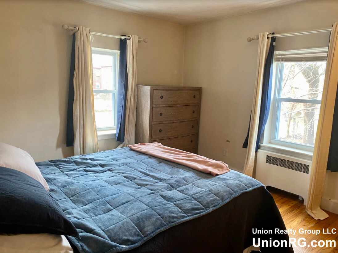2 bed, 1 bath apartment for rent at 24 Brock St Unit 1A, Brighton — photo 1 of 10
