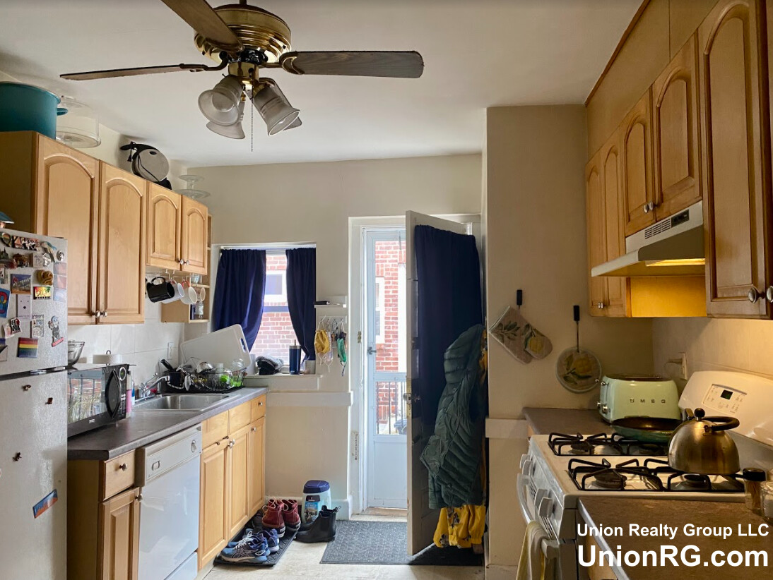 2 bed, 1 bath apartment for rent at 24 Brock St Unit 1A, Brighton — photo 6 of 10