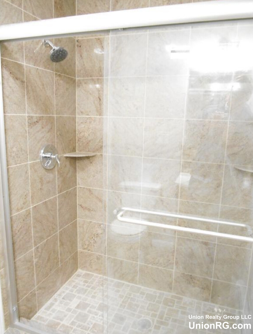 4 bed, 2 bath apartment for rent at 115 Glenville Ave Unit 1A, Allston — photo 15 of 26