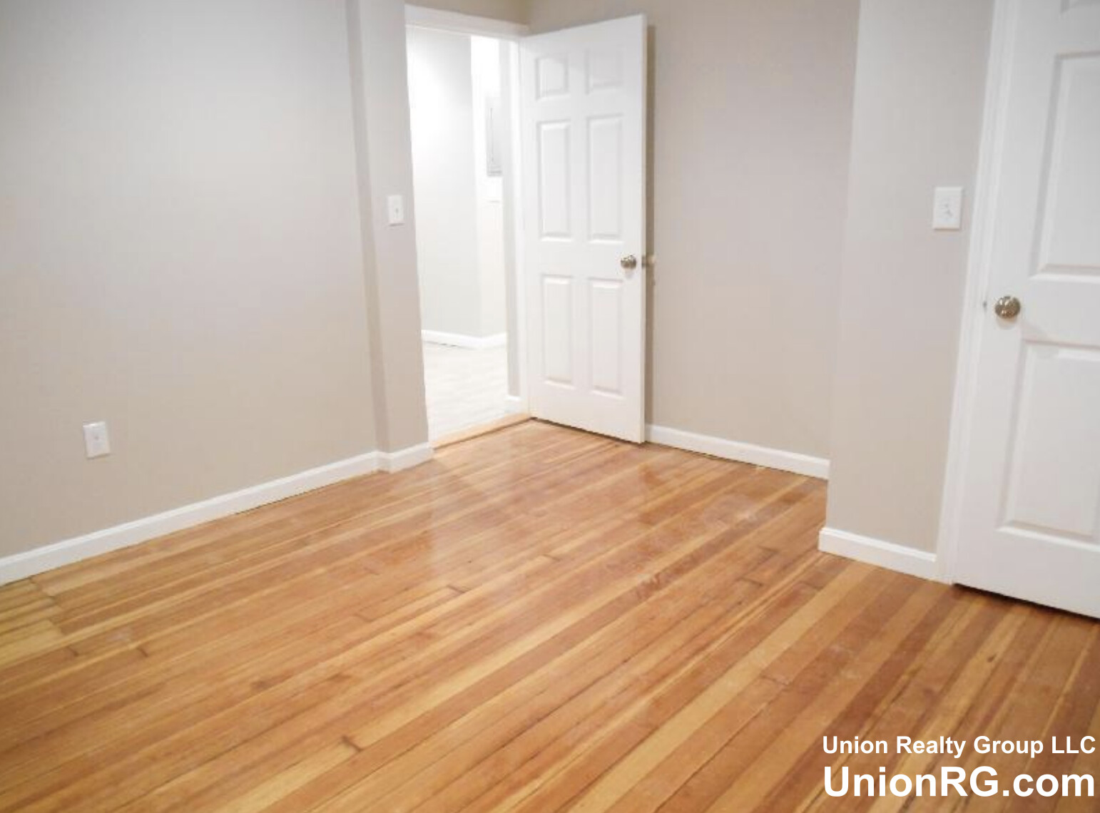 4 bed, 2 bath apartment for rent at 115 Glenville Ave Unit 1A, Allston — photo 12 of 26