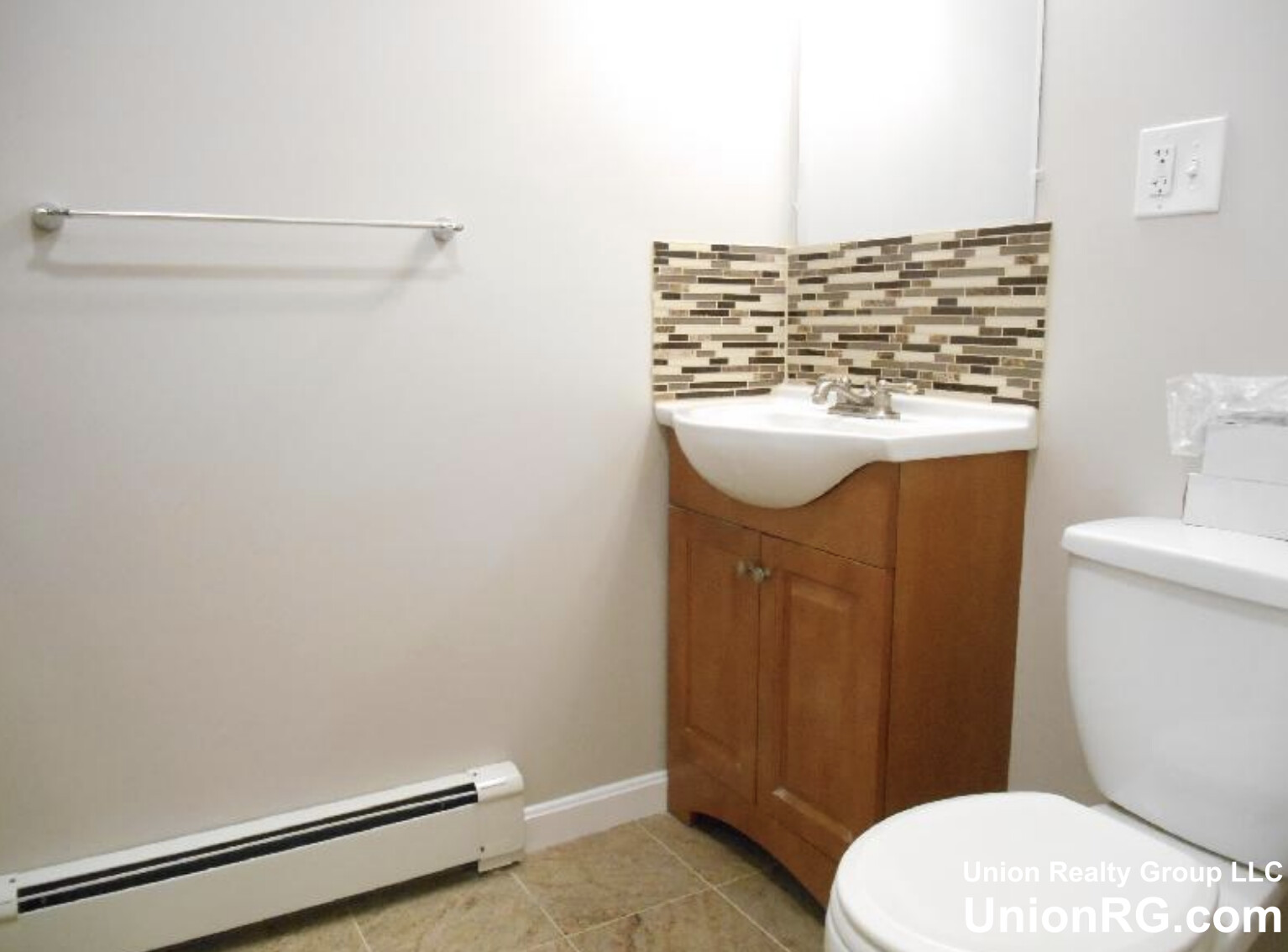 4 bed, 2 bath apartment for rent at 115 Glenville Ave Unit 1A, Allston — photo 19 of 26