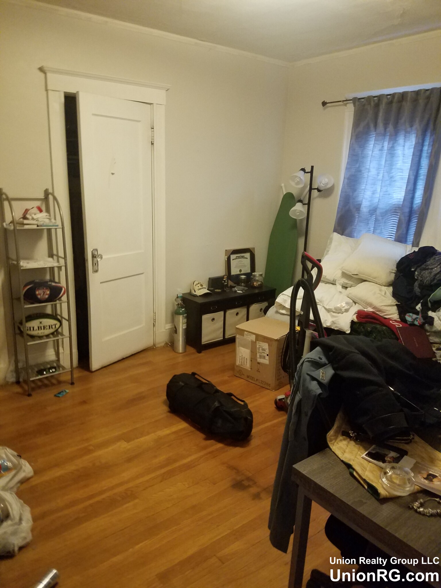 2 bed, 1 bath apartment for rent at 141-143 Willow St Unit 141, West Roxbury — photo 4 of 7