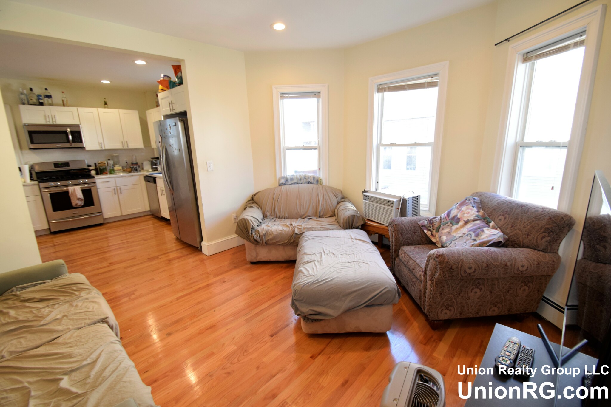 3 bed, 2 bath apartment for rent at 9 Winter Unit 1, Medford