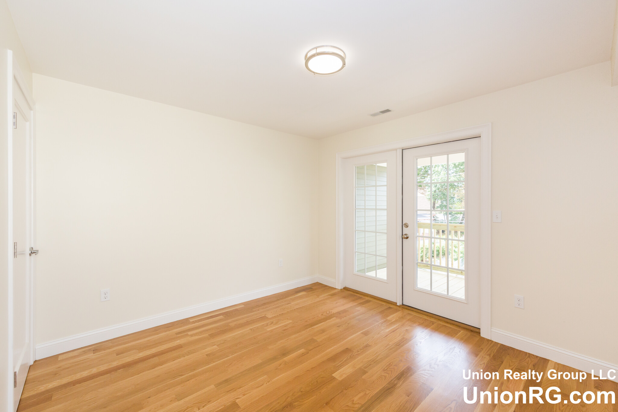 217 Arlington St, Medford