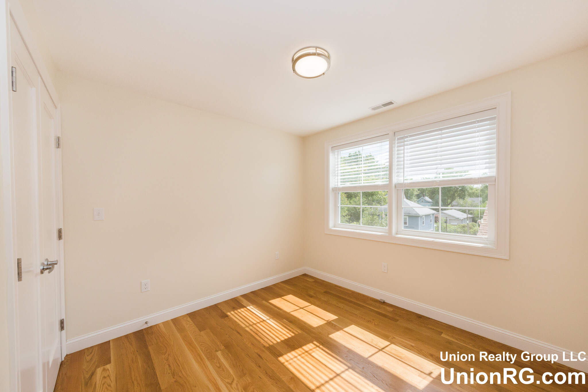 217 Arlington St, Medford