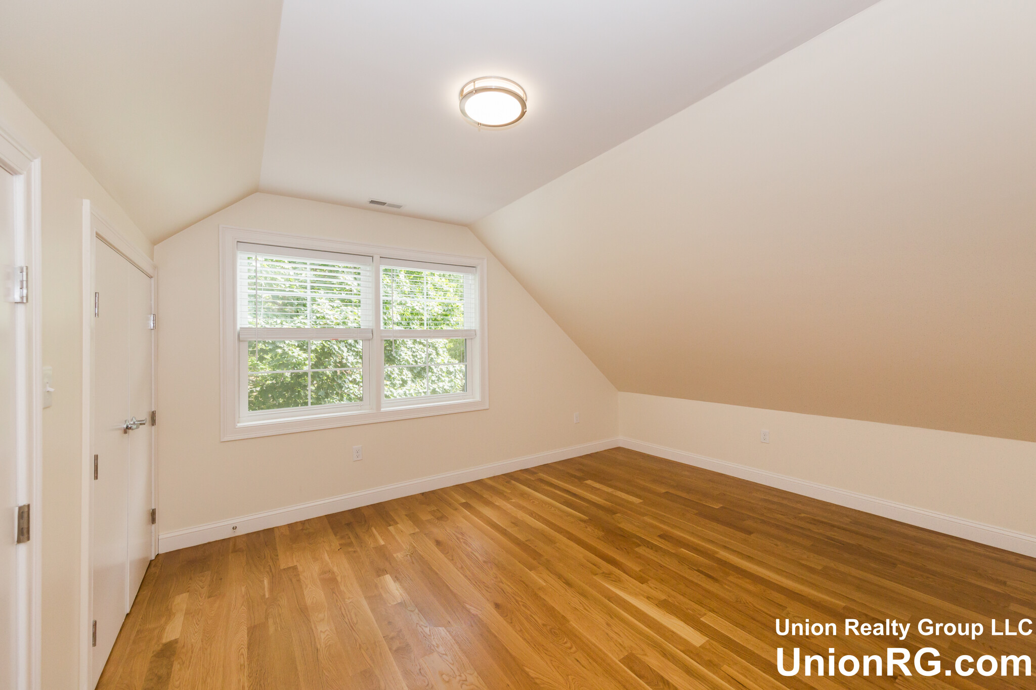 217 Arlington St, Medford