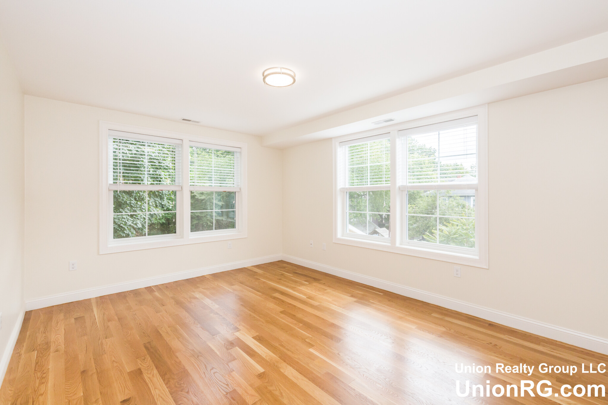 217 Arlington St, Medford