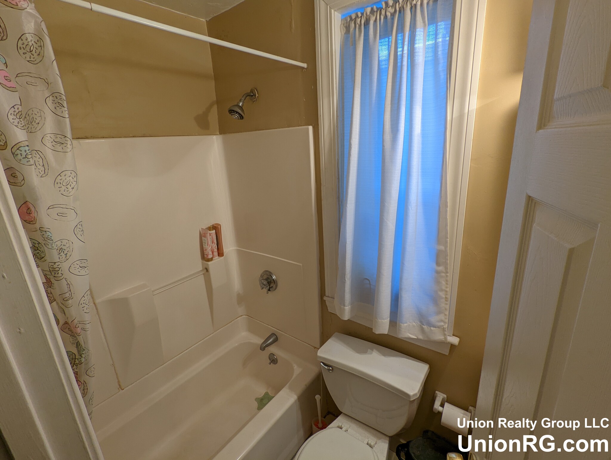 17 Highgate St, Allston