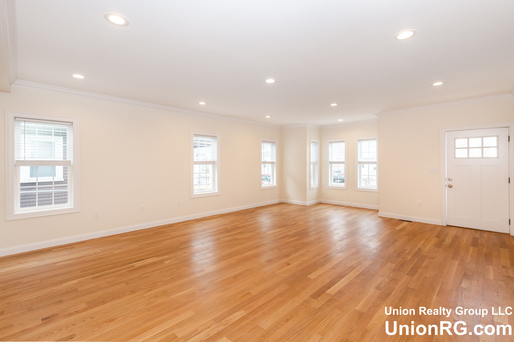 51 Fulton St, Medford