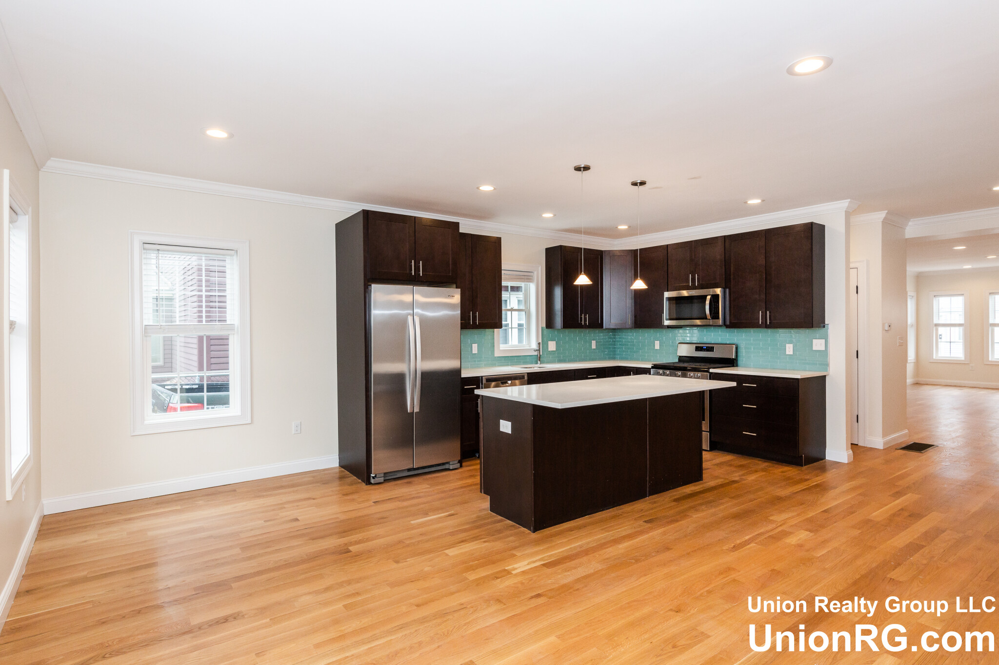 51 Fulton St, Medford