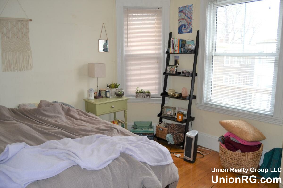 331 Faneuil St, Brighton