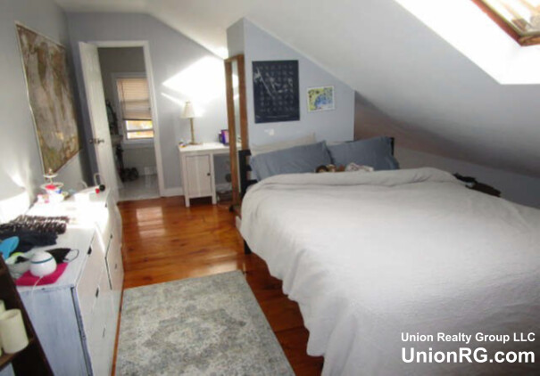 7 Biltmore St, Jamaica Plain