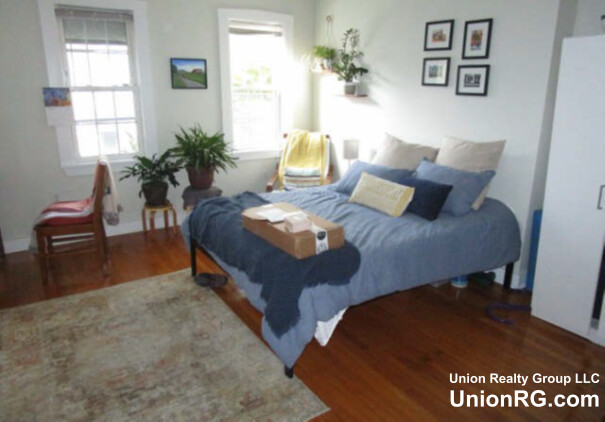 7 Biltmore St, Jamaica Plain