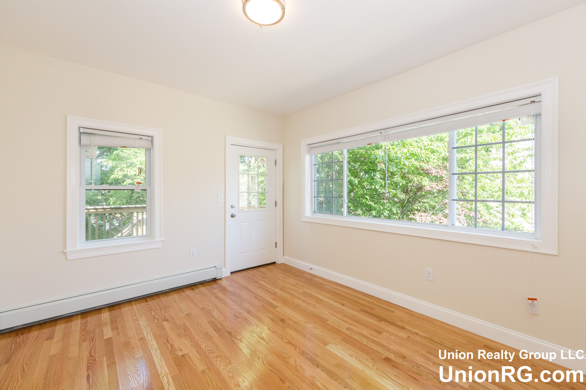 126 Monument St, Medford