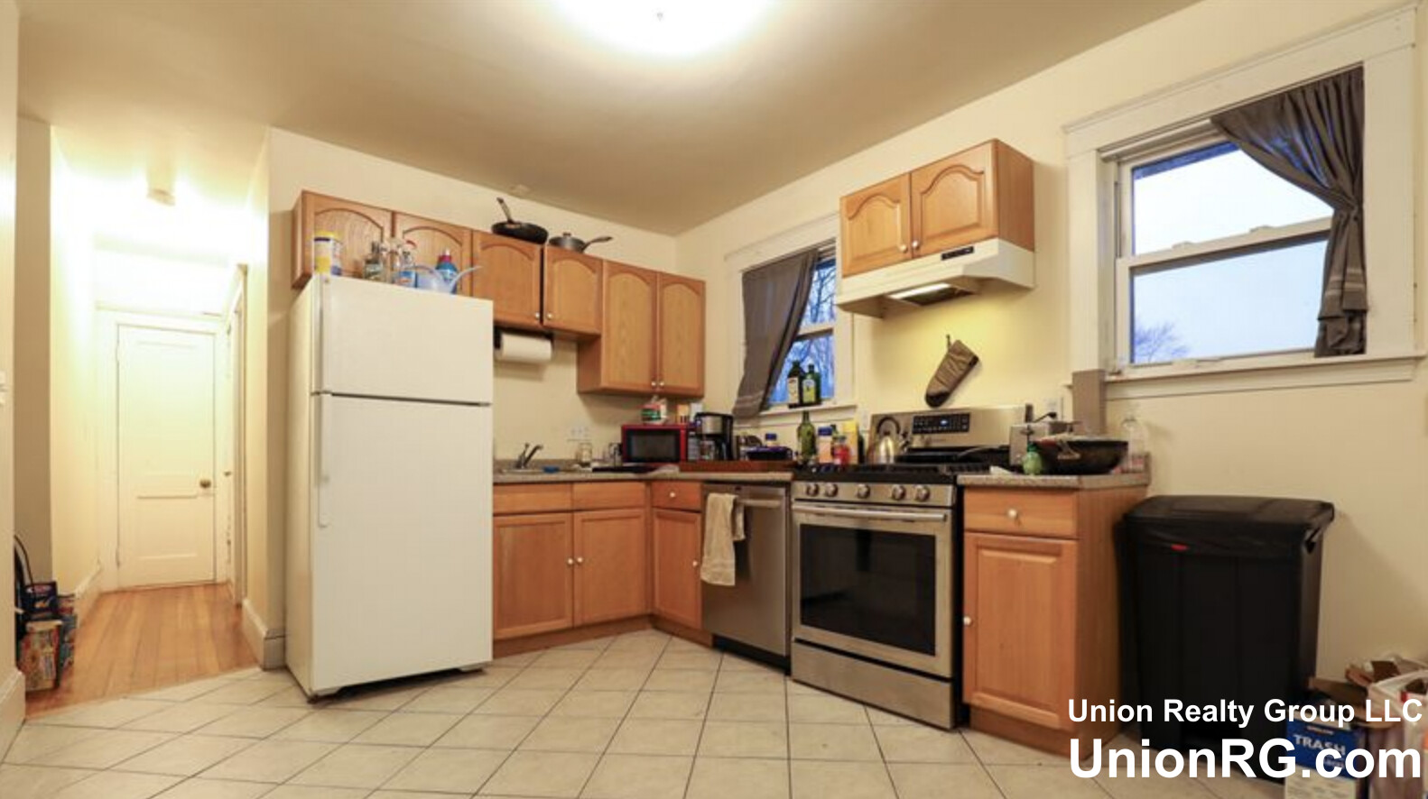 3 bed, 1 bath apartment for rent at 505 Washington St Unit 3, Brighton — photo 4 of 10