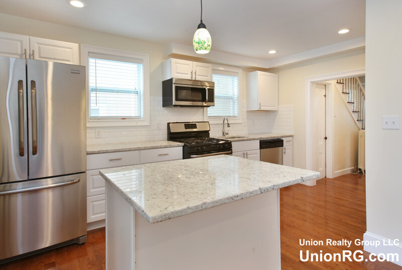 61 Shannon, Brighton