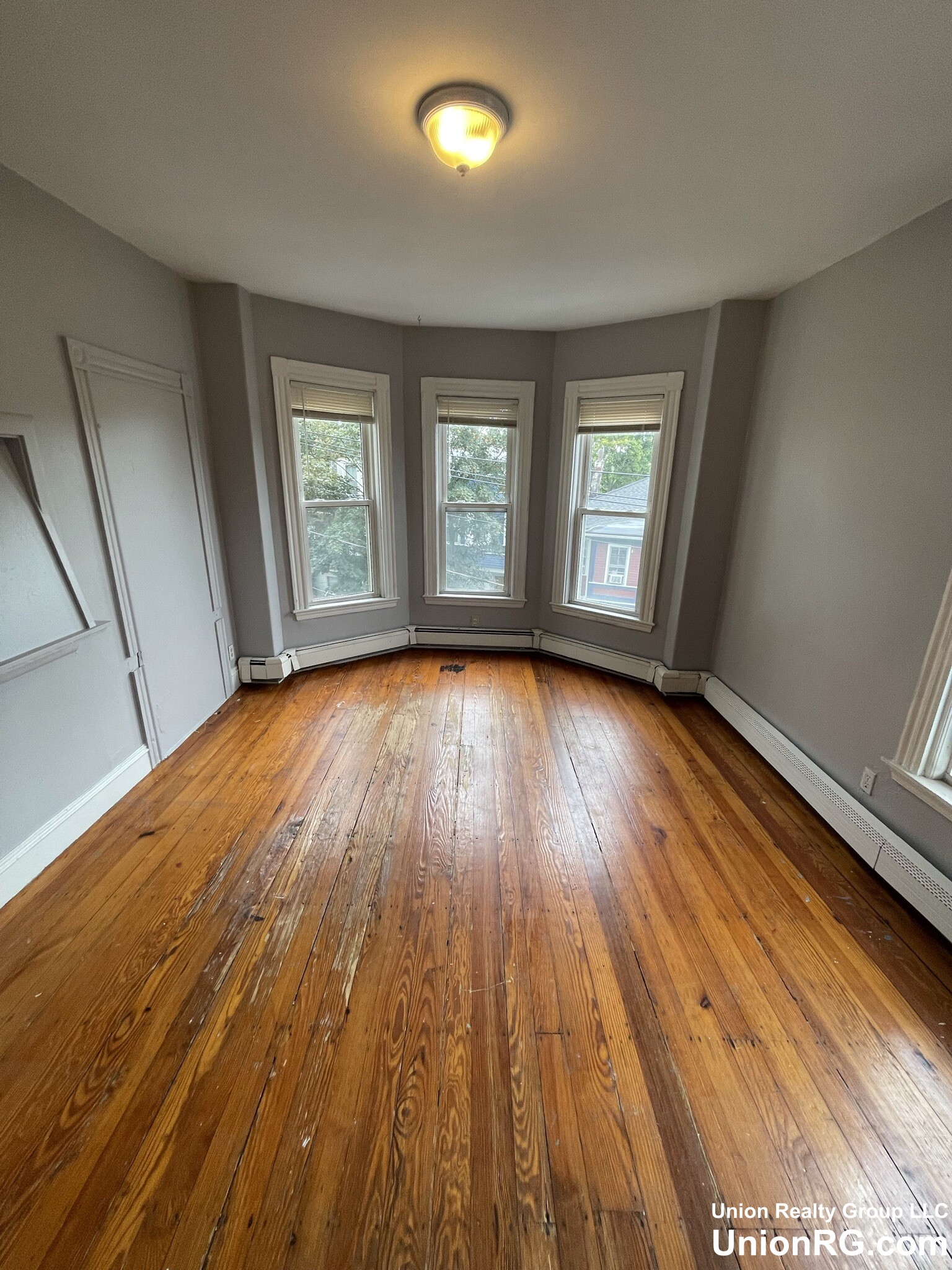 3 bed, 1 bath apartment for rent at 93 Sheridan St Unit 1, Jamaica Plain — photo 4 of 14