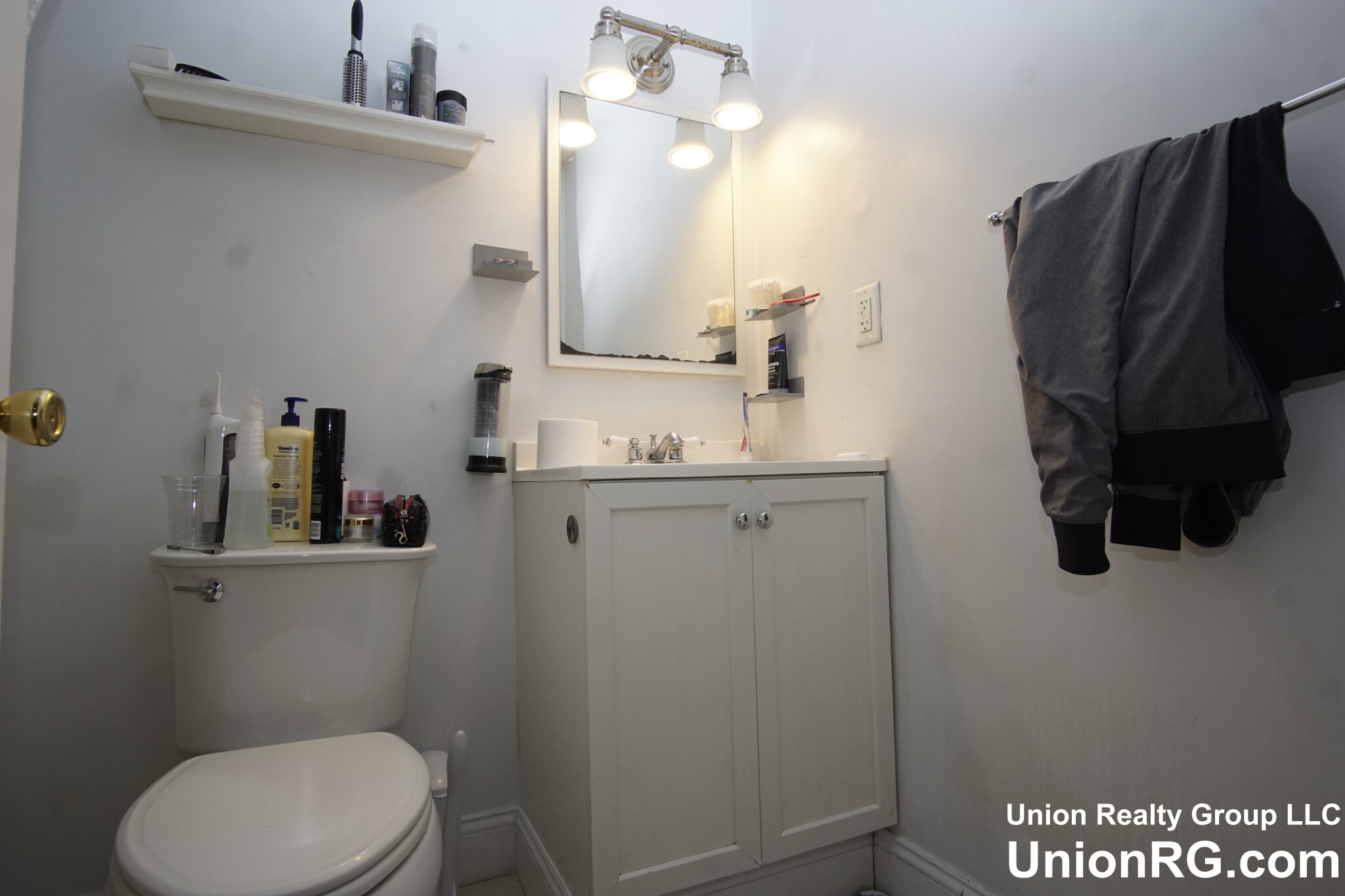 57 Day St, Jamaica Plain