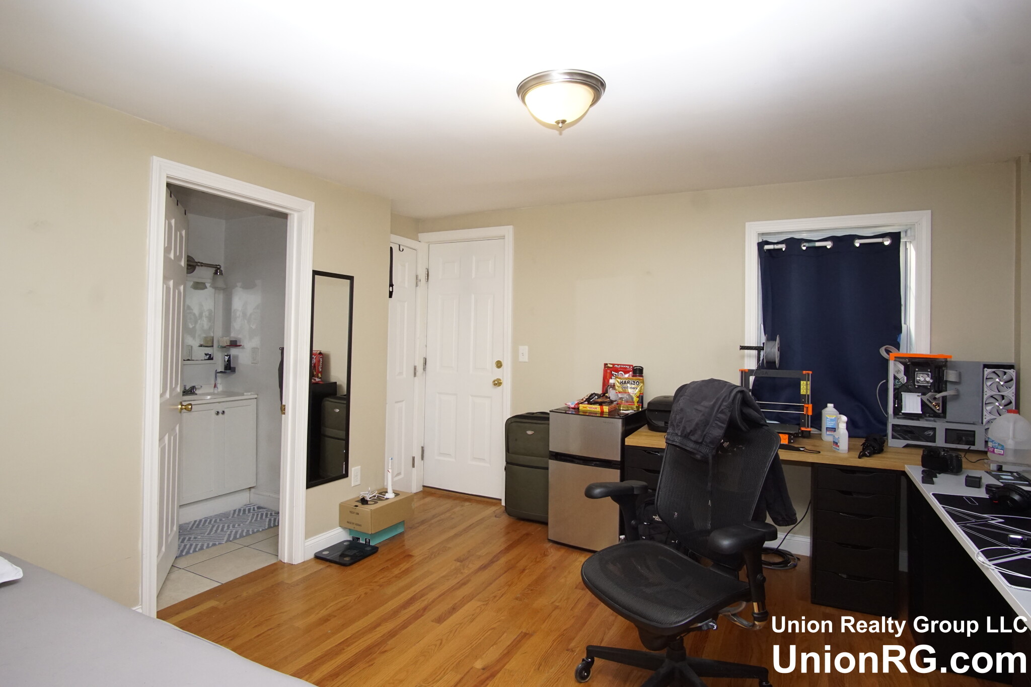 57 Day St, Jamaica Plain