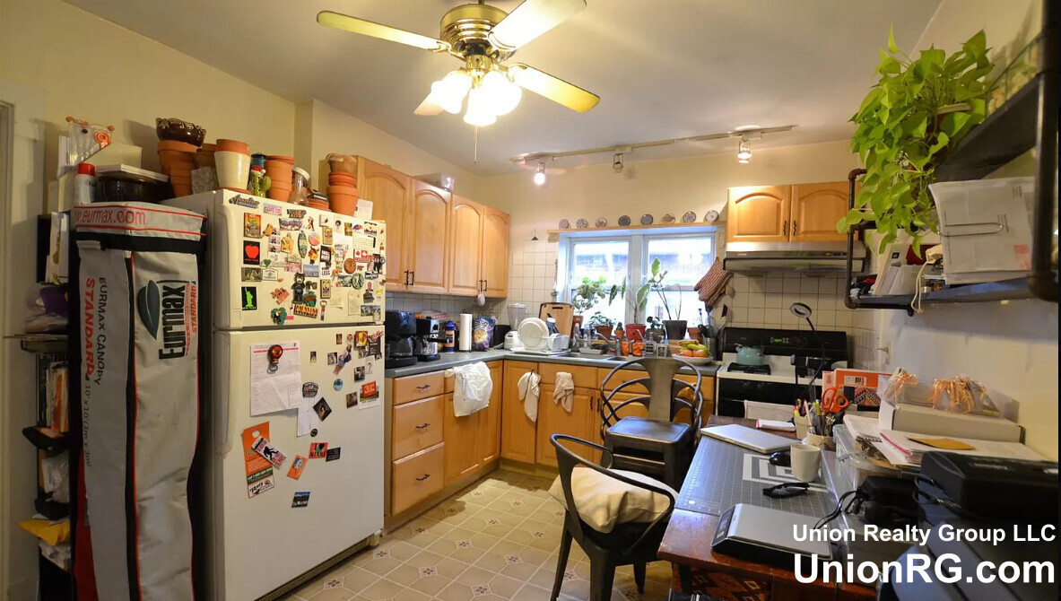 24 Brock St, Brighton