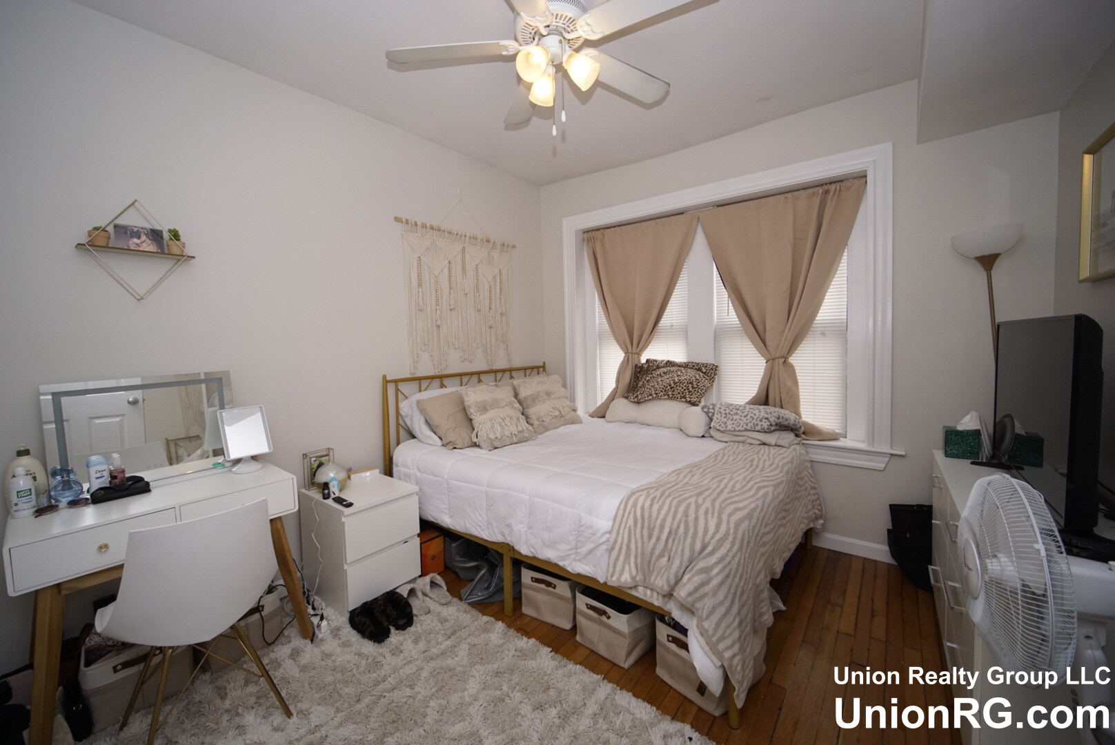 1932 Beacon St, Brighton